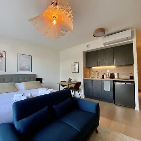 Lejlighed Les Loges De La - *