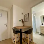 Les Loges De La - *