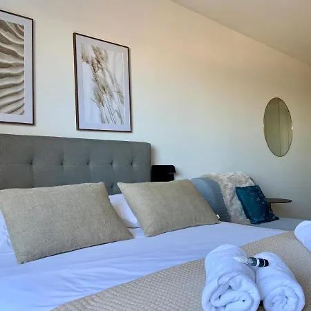 Appartement Les Loges De La - *