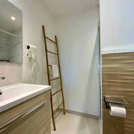 Appartement Les Loges De La - *