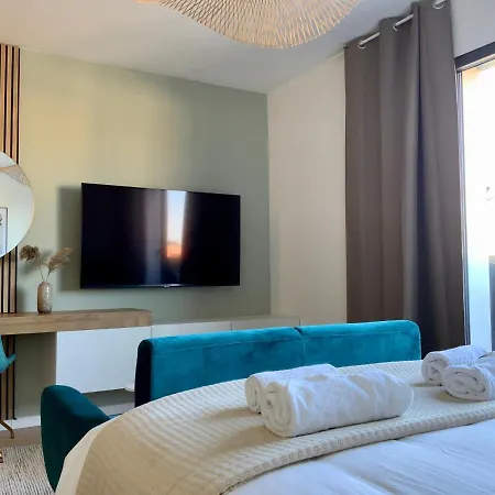 Appartement Les Loges De La - *